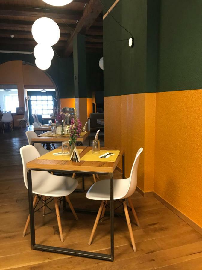 Sust Lodge Am Gotthard Hospental Eksteriør billede