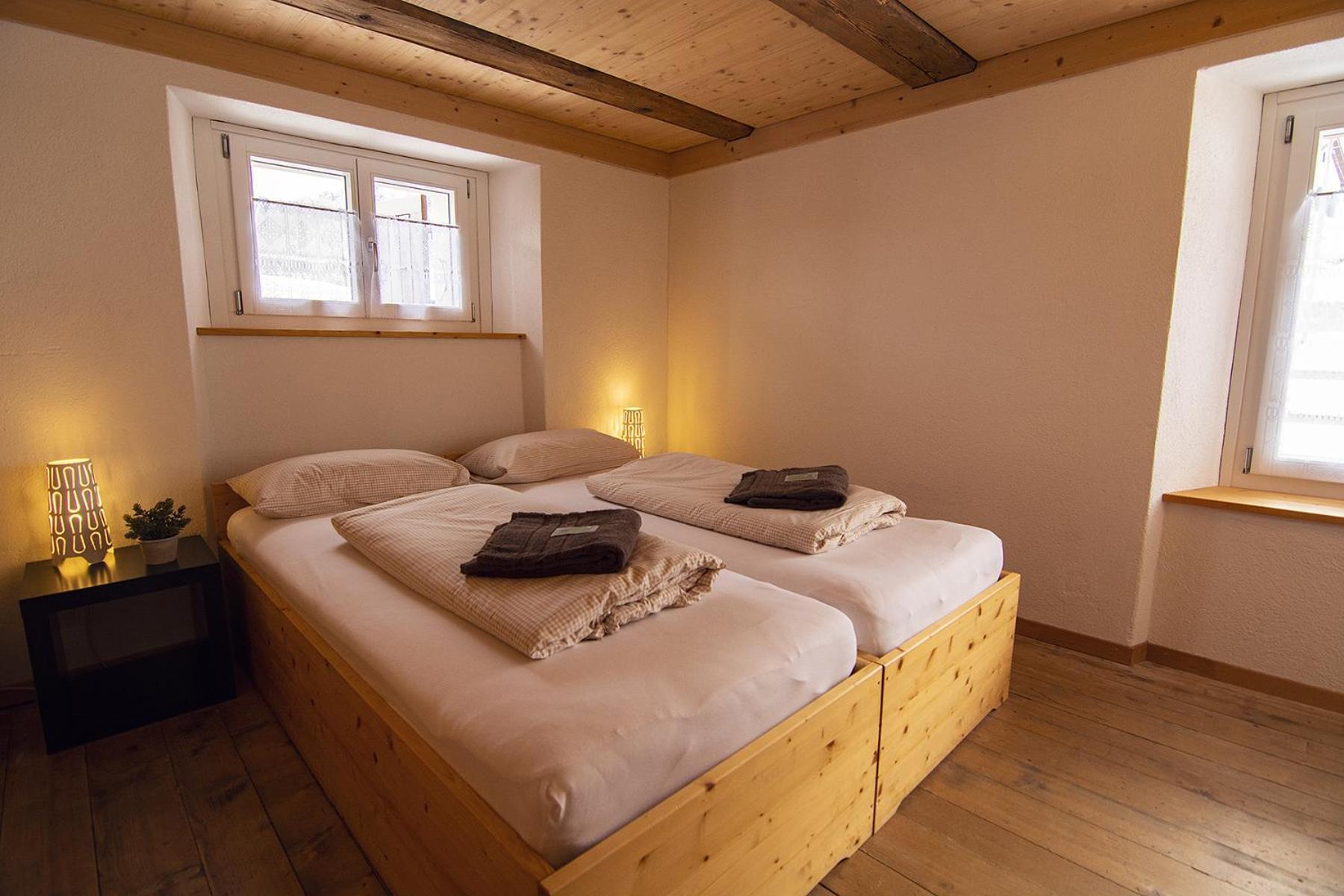 Sust Lodge Am Gotthard Hospental Eksteriør billede